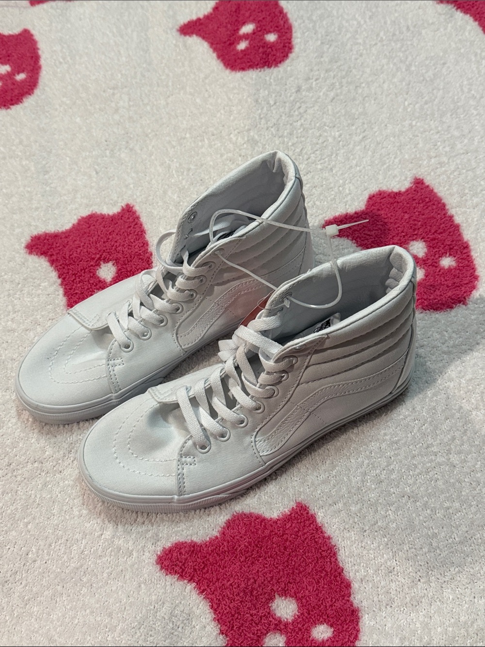 Men’s Vans High-Top Canvas Sneakers in White 7.5